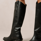 Mount Cowboy Boots - Black